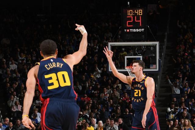 游戏规则-勇士又造2米13中锋奇兵：轰5记三分变库里挡拆绝配